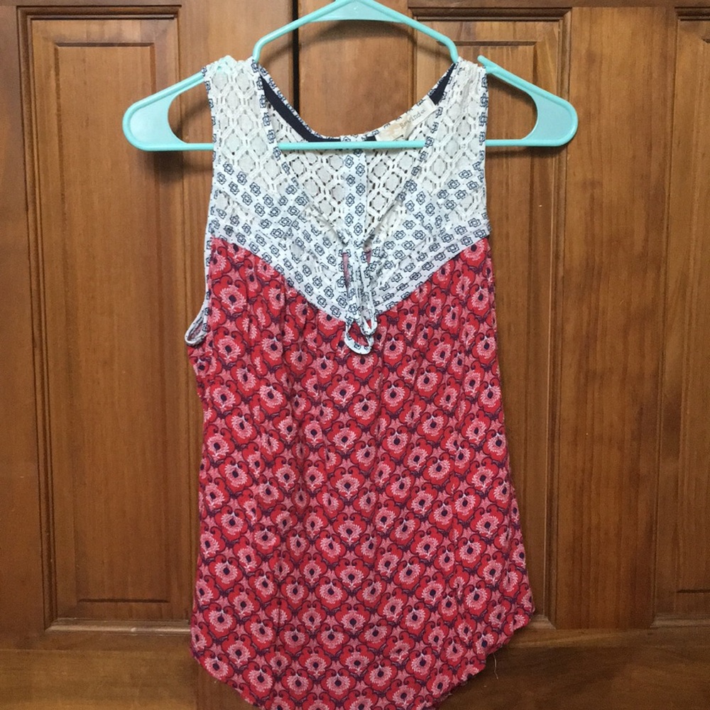 red tank top